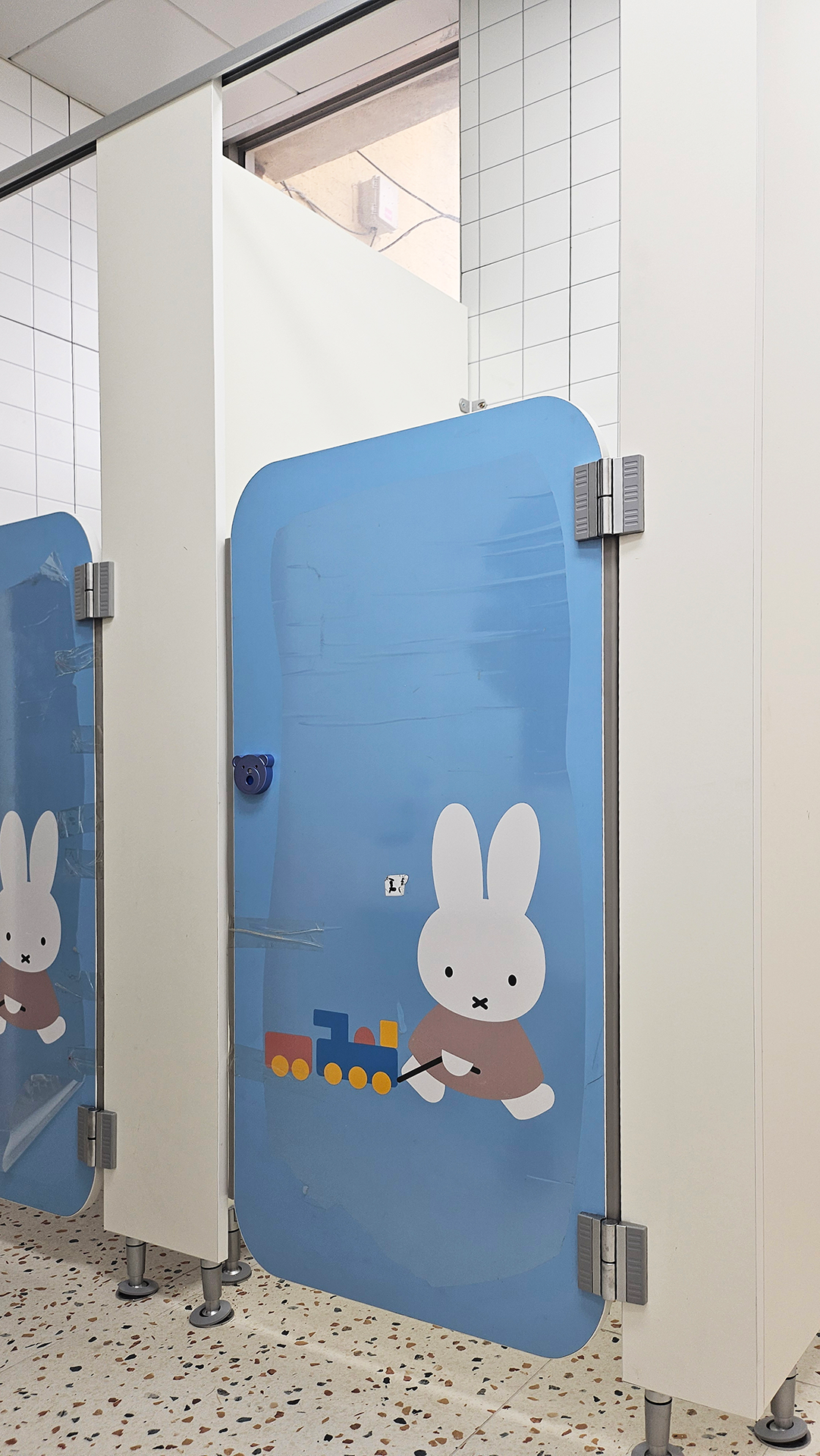 천안 화장실칸막이