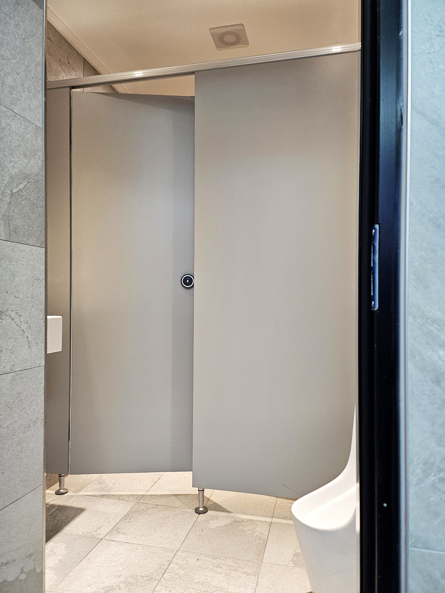 수원 화장실칸막이